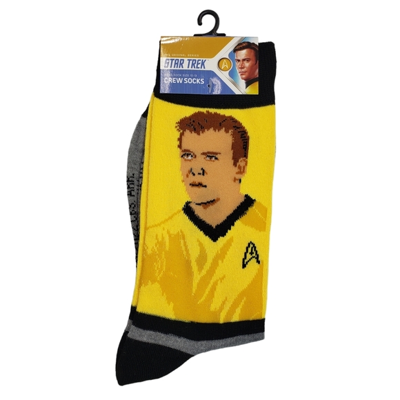 New, 4 pairs of Star Trek Crew Socks. Fits foot sizes 10-13.F005DT, November 2 - Picture 6 of 6